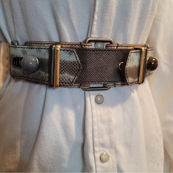 ?Vintange FENDI⭐ Snakeskin Leather Belt‎ With Cateye & Blue Onyx Accent Buttons main image 4
